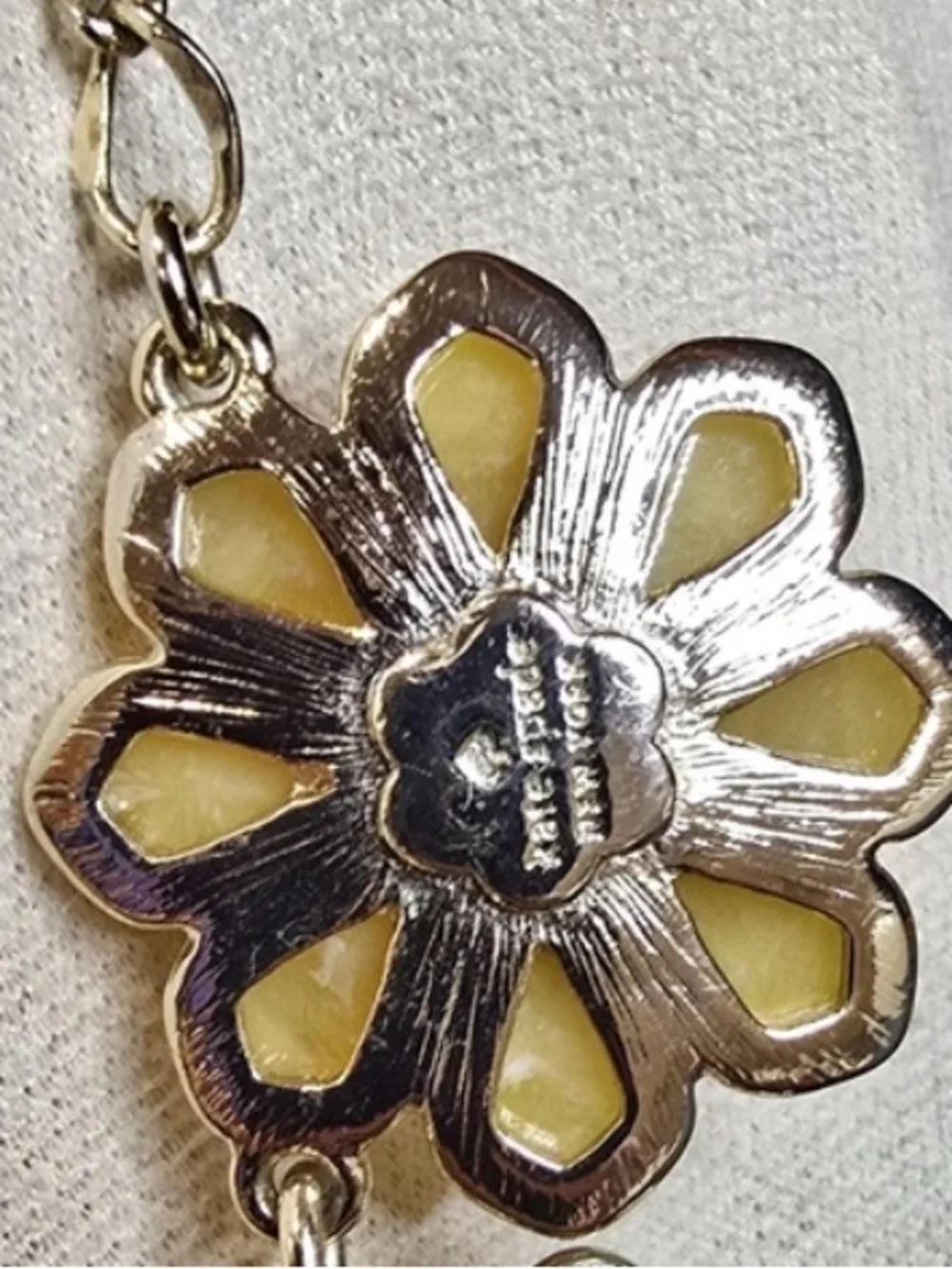 Kate Spade Elegant Cream Flower Pearl Statement Necklace